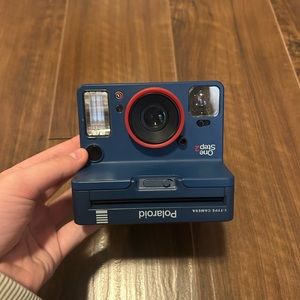 Stranger things Polaroid camera